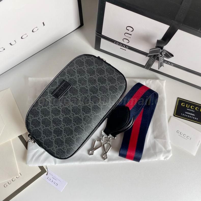 Gucci Handbags 417